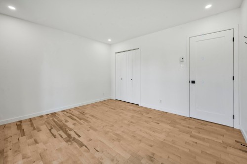 Chambre à coucher - 889 Rue Lanoue, Saint-Jean-Sur-Richelieu, QC - Indoor Photo Showing Other Room