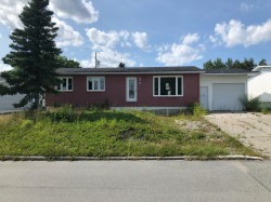 58 Rue des Peupliers  Lebel-Sur-Quévillon, QC J0Y 1X0