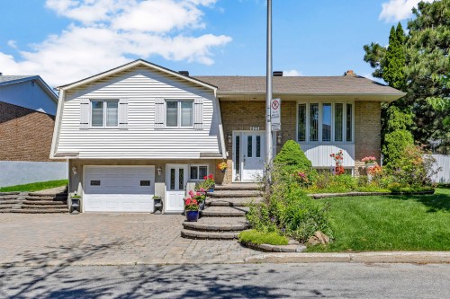 425 Rue Jean-Piaget  Laval (Vimont), QC H7M 4A4