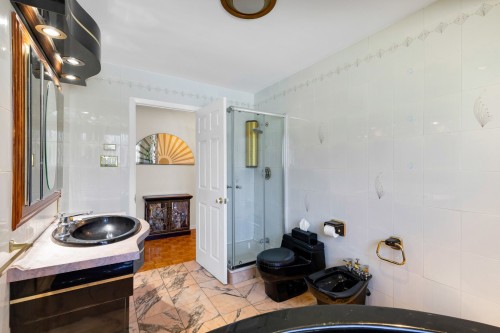 Salle de bains - 425 Rue Jean-Piaget, Laval (Vimont), QC 