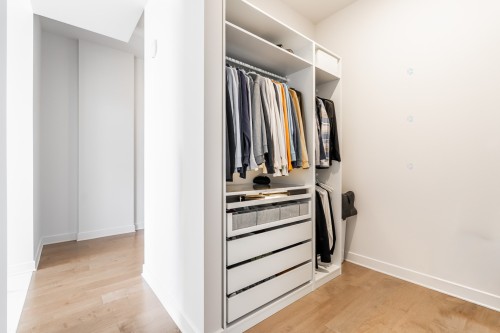 Penderie (Walk-in) - 1204-605 Rue De L'Escale, Brossard, QC 