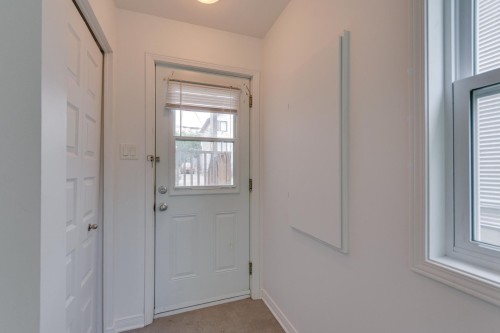 Mud Room - 88 Rue Garneau, Gatineau (Hull), QC 