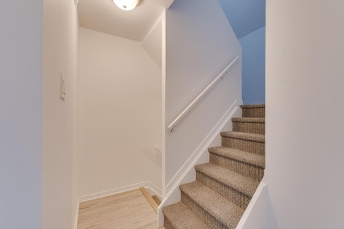 Staircase - 88 Rue Garneau, Gatineau (Hull), QC 