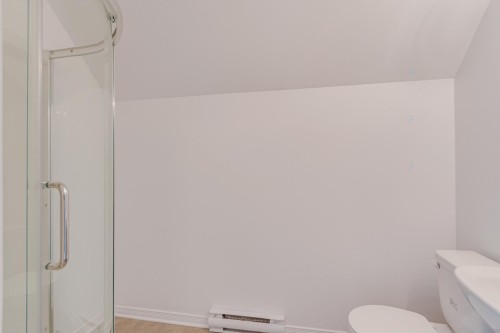 Bathroom - 88 Rue Garneau, Gatineau (Hull), QC 