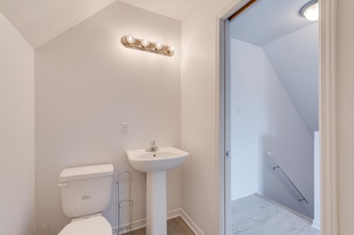 Bathroom - 88 Rue Garneau, Gatineau (Hull), QC 