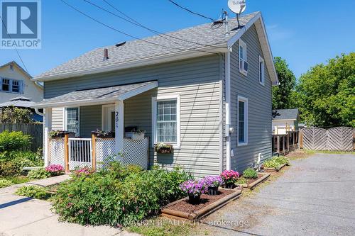 261 ST-PAUL STREET  Carleton Place, ON K7C 3C7