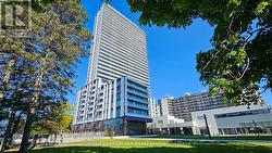 LPH25 - 5858 YONGE STREET Toronto, ON M2M 0C6