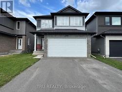 802 SENDERO WAY Ottawa, ON K2S 0Y9