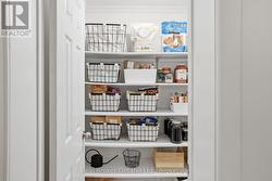 Large Pantry in Kitchen - 