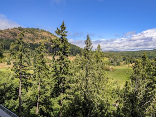 #914-2000 Hannington Rd, Langford, BC 