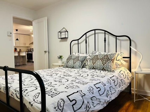 Chambre à coucher - 1-1028 Rue Marquette, Longueuil (Le Vieux-Longueuil), QC 