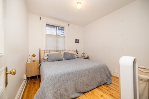Chambre à coucher - 389 Av. Fairmount O., Montréal (Le Plateau-Mont-Royal), QC 