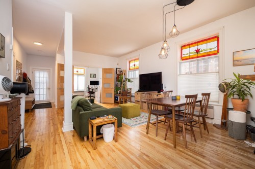 Salle à manger - 389 Av. Fairmount O., Montréal (Le Plateau-Mont-Royal), QC 