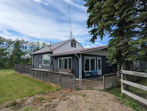63 Railway Ave, Tolstoi, MB 