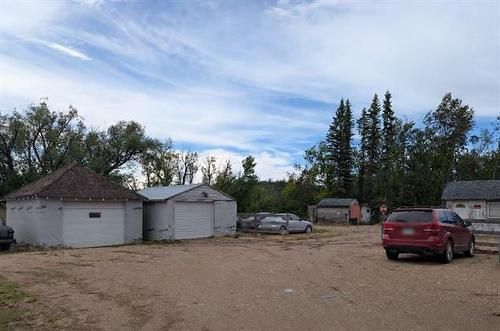 63 Railway Ave, Tolstoi, MB 