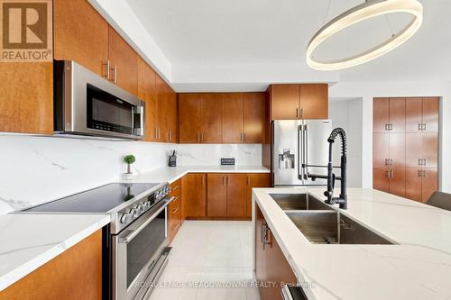 3892 Arvona Place, Mississauga, ON 