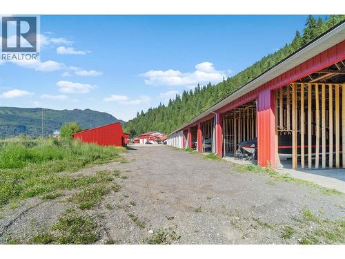 2054 Trans Canada Highway, Sicamous, BC 