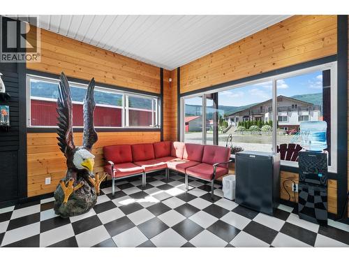 2054 Trans Canada Highway, Sicamous, BC 