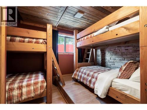 2054 Trans Canada Highway, Sicamous, BC 