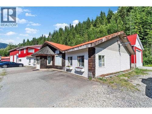 2054 Trans Canada Highway, Sicamous, BC 