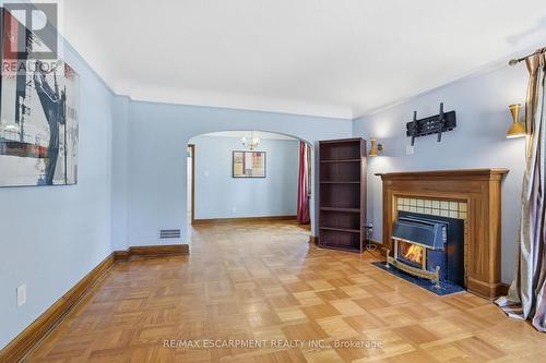 1642 King Street E, Hamilton, ON 