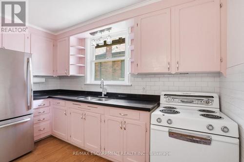 1642 King Street E, Hamilton, ON 