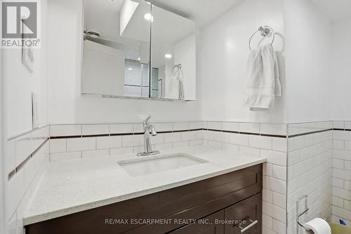1642 King Street E, Hamilton, ON 