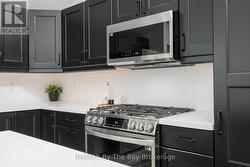 Stainless Steel Appliances - 