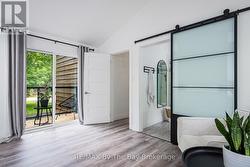 Walk out to Balcony - 