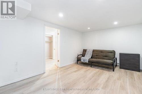 6 Pheasant Trail, Barrie, ON 