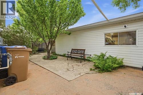 6207 1St Avenue N, Regina, SK 