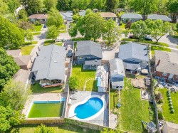 1311 Lewisham Drive  Mississauga, ON L5J 3P8
