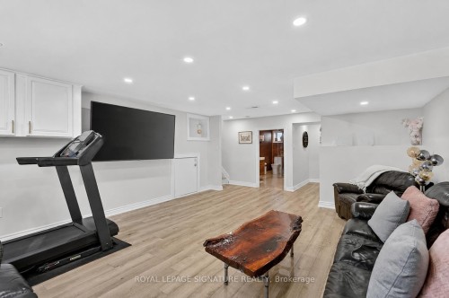 1311 Lewisham Drive, Mississauga, ON 