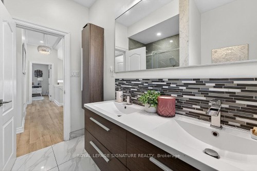 1311 Lewisham Drive, Mississauga, ON 