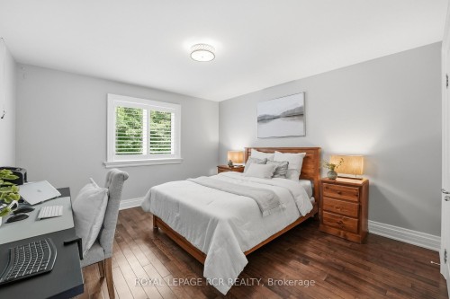 48 Hodgkinson Crescent, Aurora, ON 