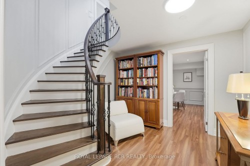 48 Hodgkinson Crescent, Aurora, ON 