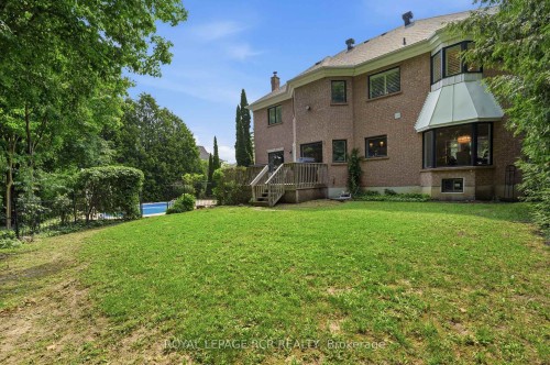 48 Hodgkinson Crescent, Aurora, ON 