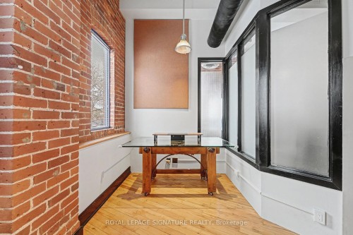 Office B-259 Danforth Avenue, Toronto, ON 