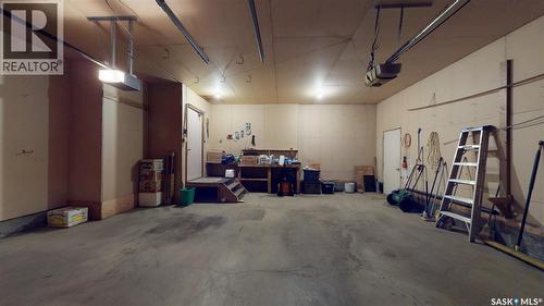 302 Swan Lane, Saskatoon, SK 