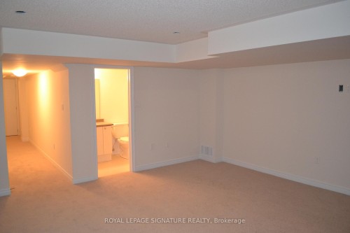 656 Asleton Boulevard, Milton, ON 