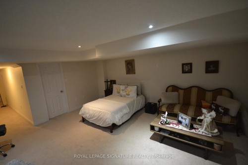 656 Asleton Boulevard, Milton, ON 
