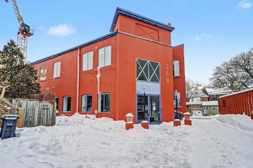 Office D-259 Danforth Avenue, Toronto, ON 