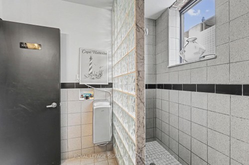 Office D-259 Danforth Avenue, Toronto, ON 