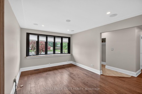 33 Kenwood Crescent, Hamilton, ON 