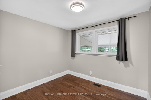 33 Kenwood Crescent, Hamilton, ON 