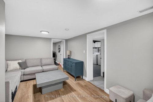 33 Kenwood Crescent, Hamilton, ON 