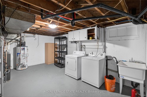 33 Kenwood Crescent, Hamilton, ON 