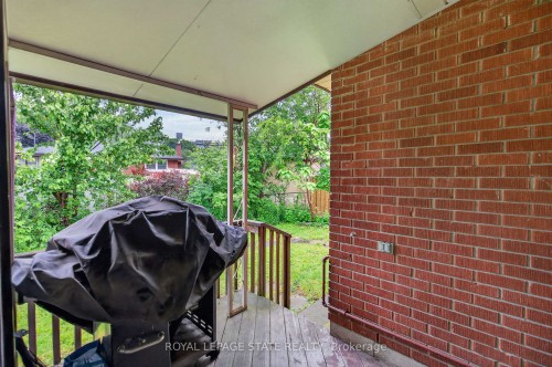 33 Kenwood Crescent, Hamilton, ON 
