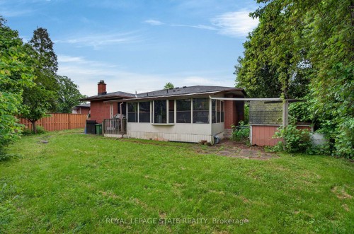 33 Kenwood Crescent, Hamilton, ON 