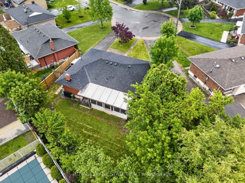 33 Kenwood Crescent, Hamilton, ON 